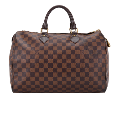 Speedy 35, front view